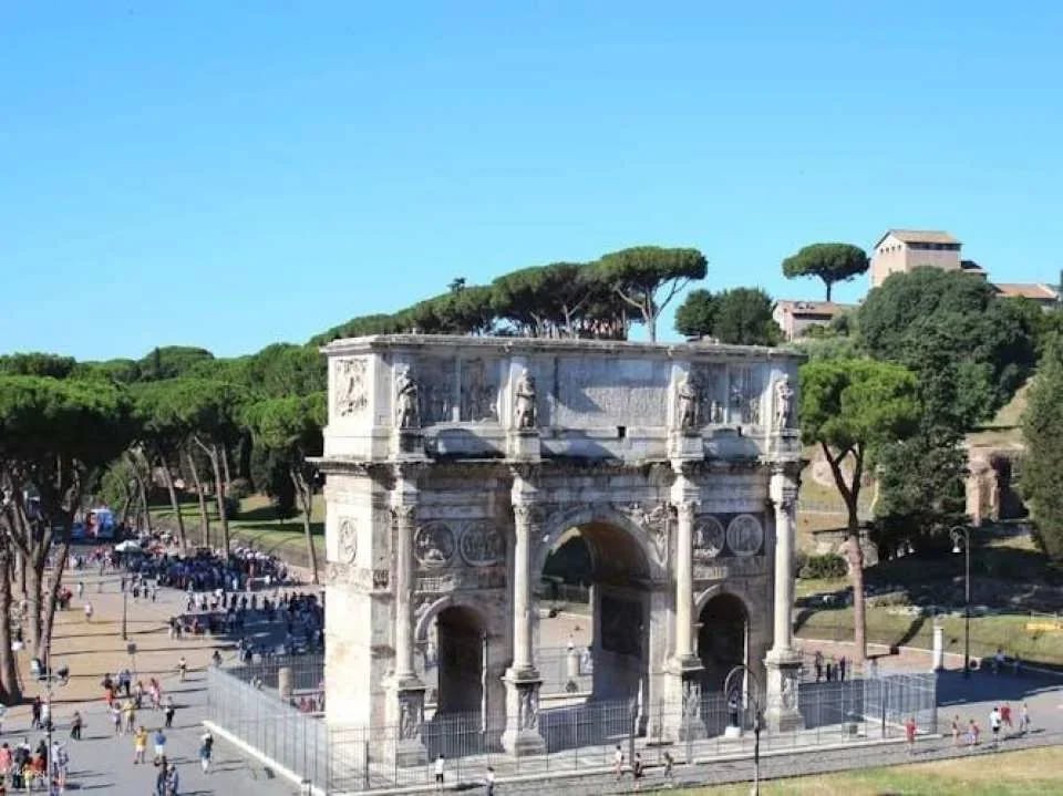 Colosseum, Roman Forum and Palatine Hill tour