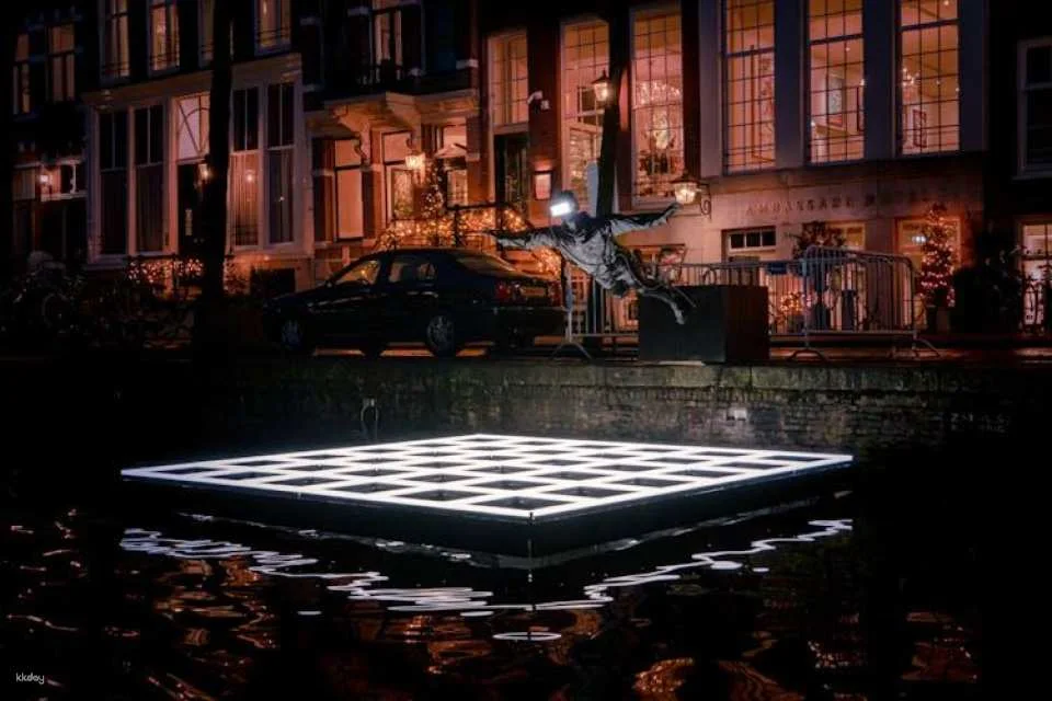 Amsterdam Light Festival cruise with open bar