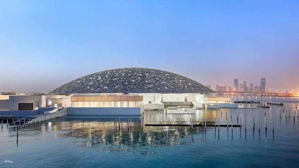Abu Dhabi's heritage full-day guided tour from Dubai