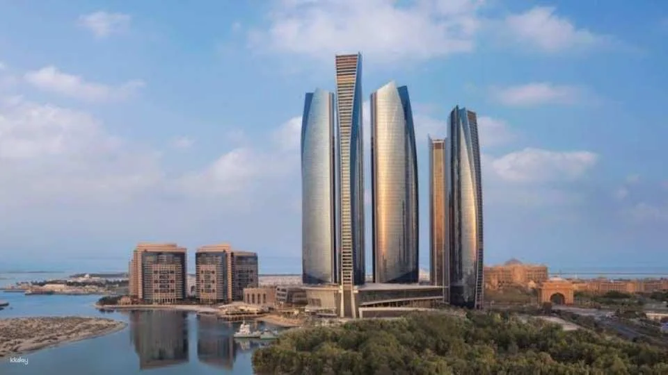 Abu Dhabi's heritage full-day guided tour from Dubai