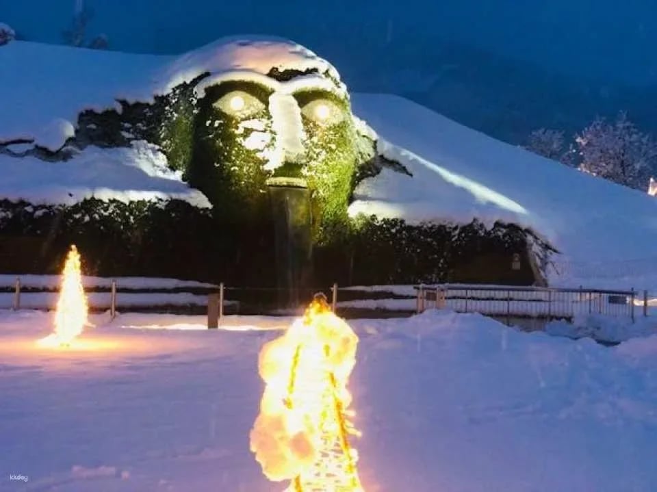 Private half-day trip to Swarovski Crystal Worlds from Innsbruck