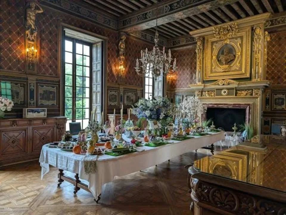 2-Day Excursion to Mont Saint-Michel, Loire Valley Chateaux and Wine Tasting from Paris