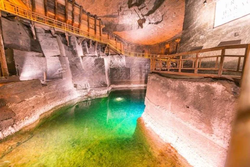 Wieliczka Salt Mine guided tour with hotel pickup from Krakow