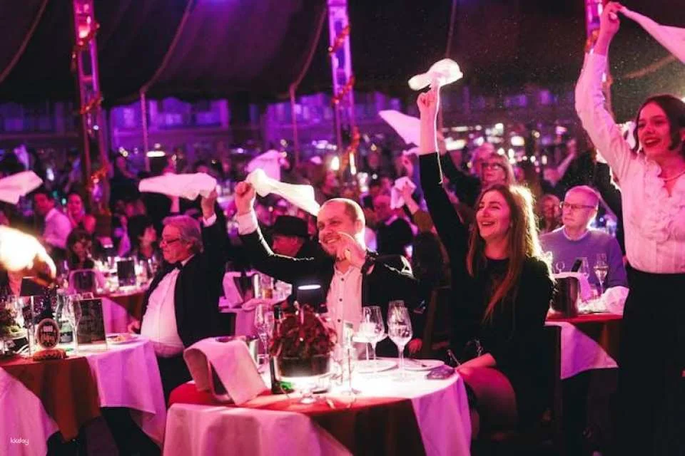 Strauss Dinner Show