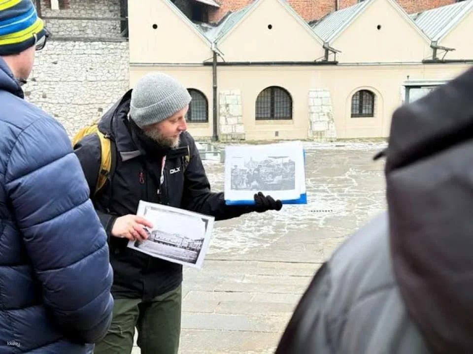 Schindler story walking tour through Kazimierz and the ghetto