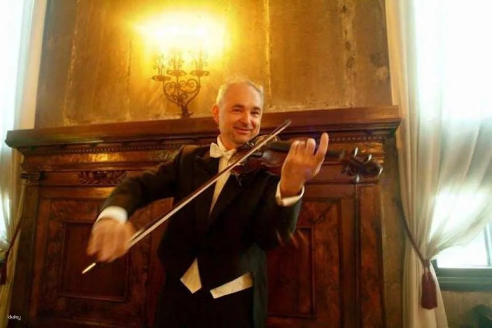 Opera Concert in St. Mark's Square by Collegium Ducale