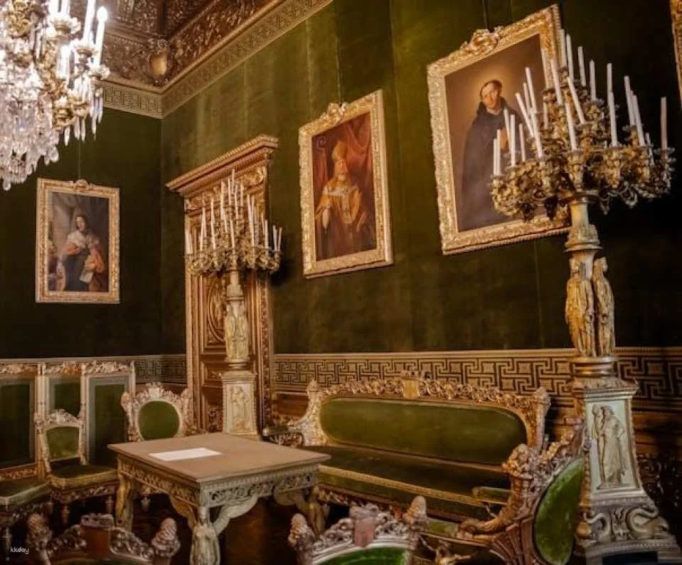 Royal Palace guided tour with skip the line ticket