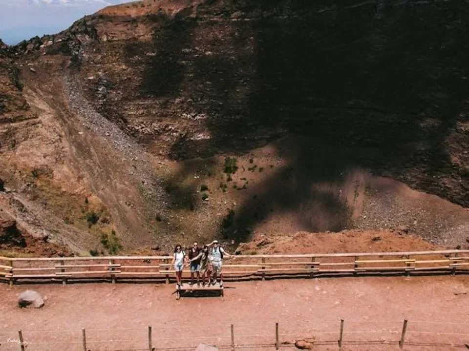Vesuvio and Pompeii full-day audio guided tour from Naples