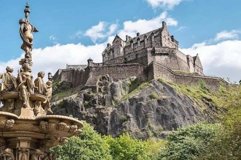 Harry Potter Guided Tour with Visit to Edinburgh Castle (608804)