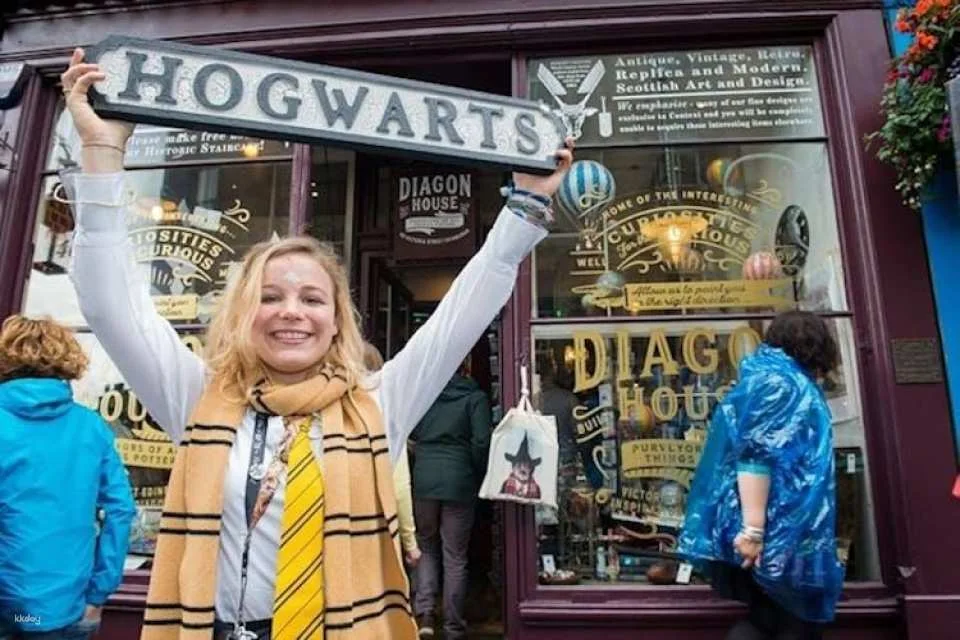 Harry Potter Guided Tour with Visit to Edinburgh Castle