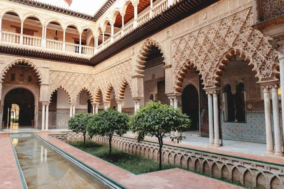 Tour with VIP Early Access to the Seville Royal Alcázar
