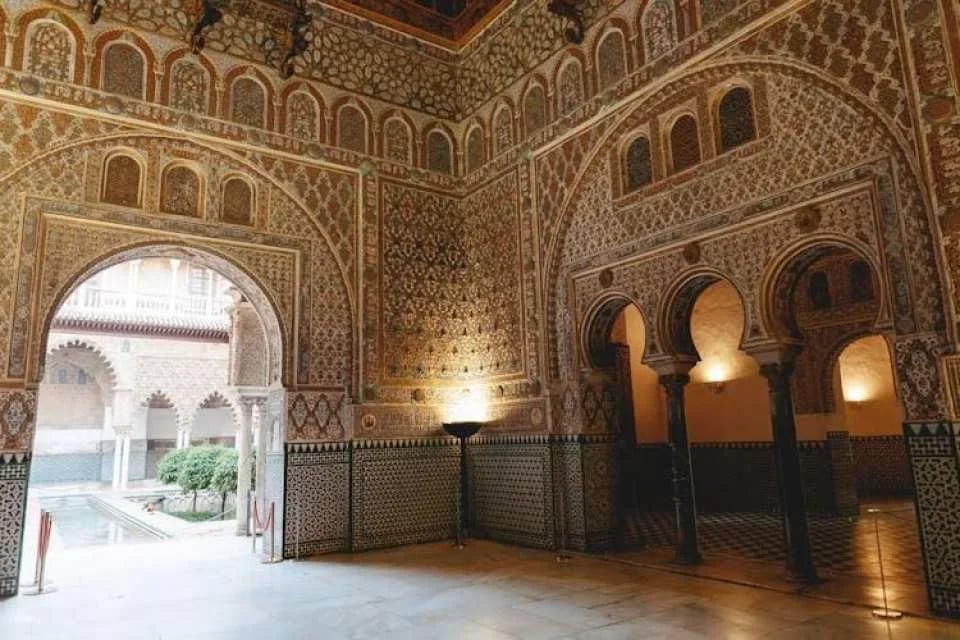 Tour with VIP Early Access to the Seville Royal Alcázar
