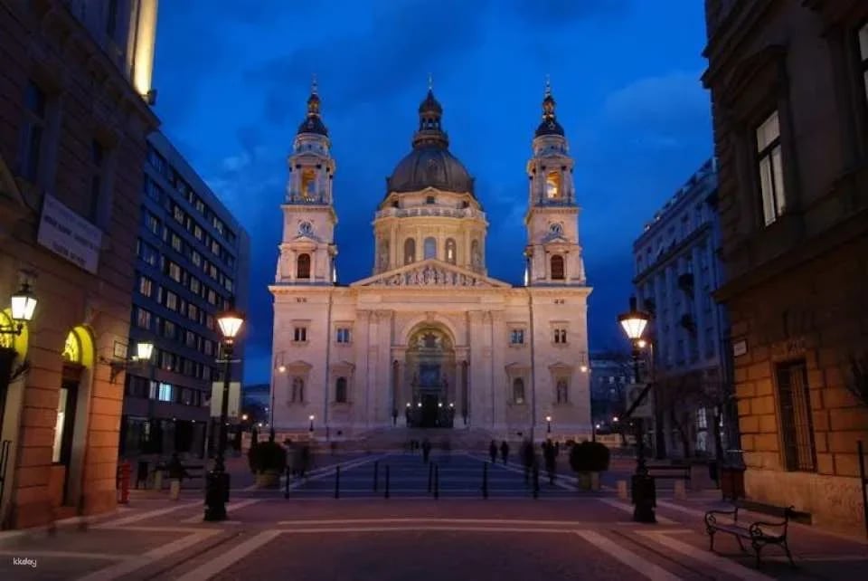 St.Stephen's Basilica Entrance with Grand Organ Concert