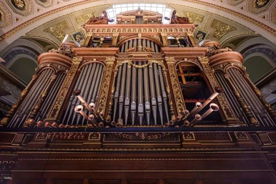 St.Stephen's Basilica Entrance with Grand Organ Concert