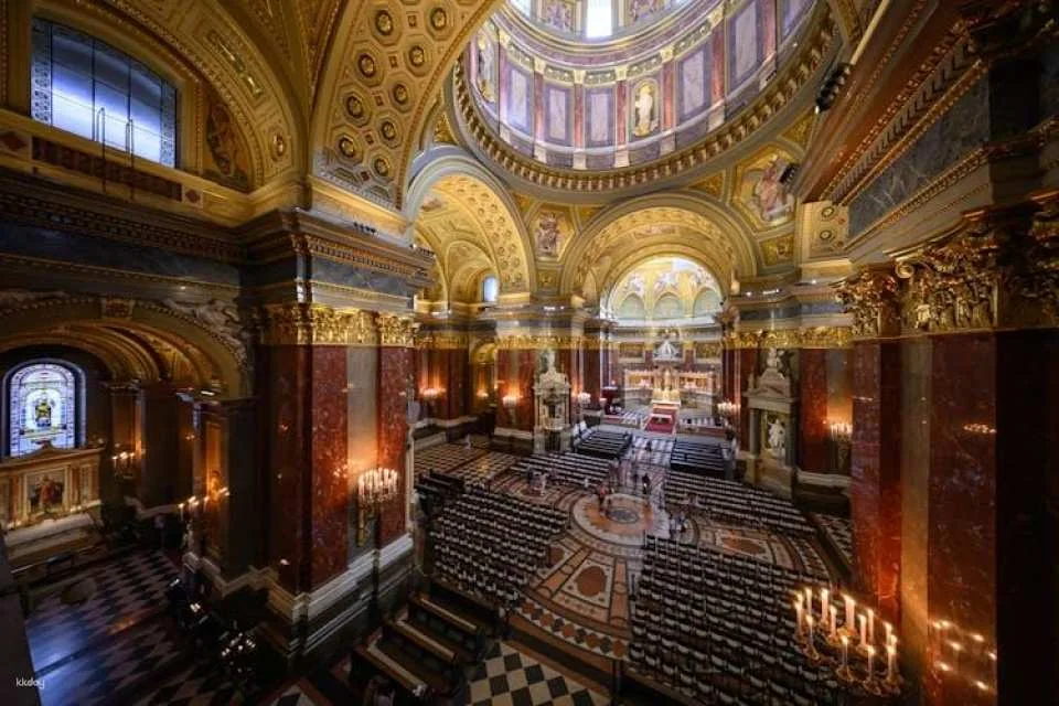 St.Stephen's Basilica Entrance with Grand Organ Concert