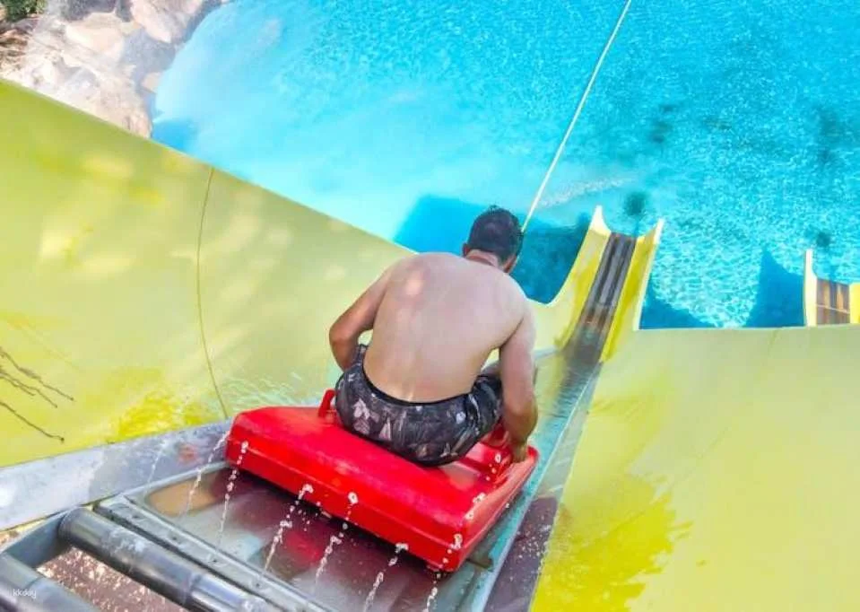 Aquopolis Villanueva de la Canada tickets