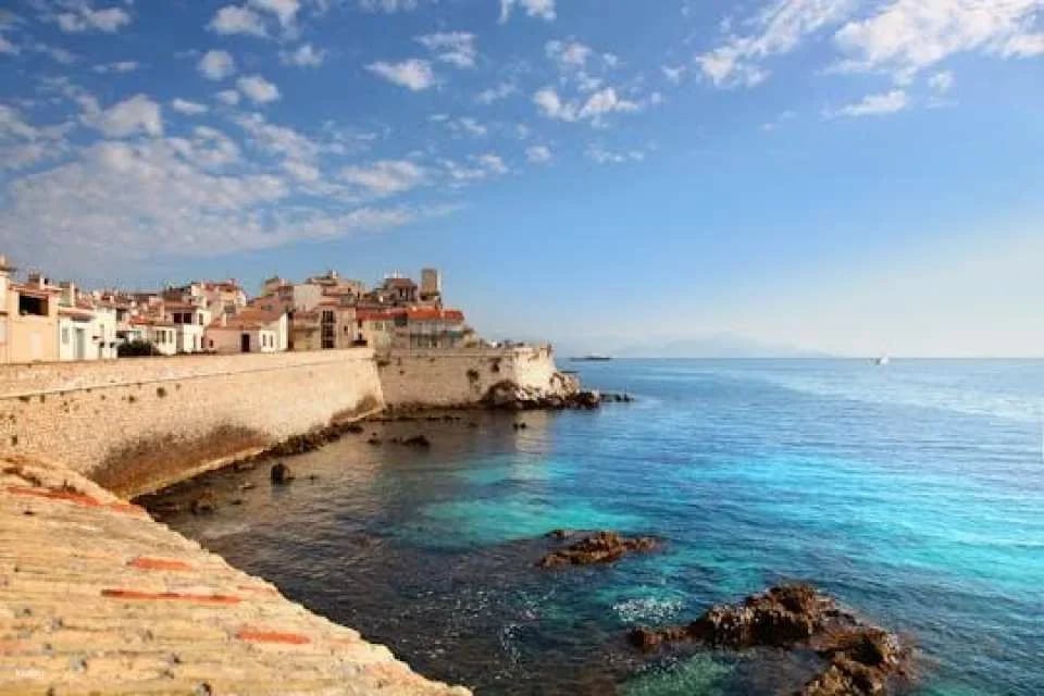 Cannes, Antibes and St Paul de Vence half-day private tour