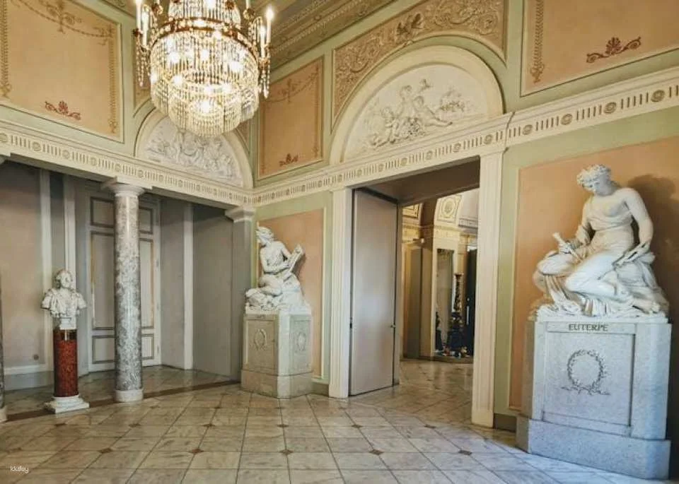 Albertina Museum staterooms self-guided audio tour