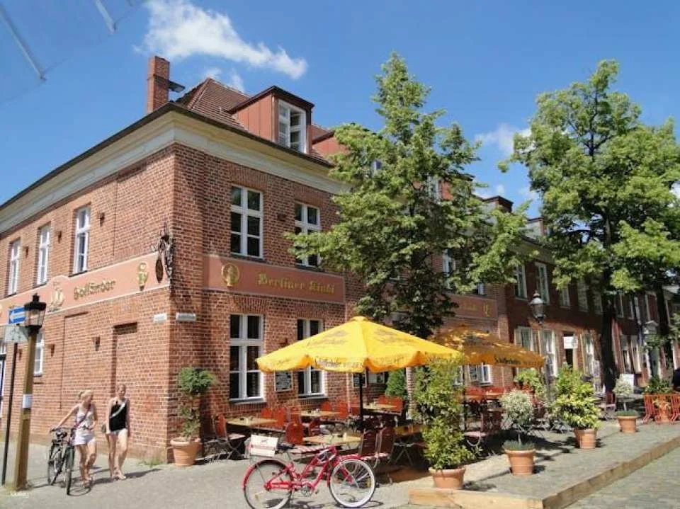 City tour of Potsdam and guided tour of Sanssouci Palace from Berlin