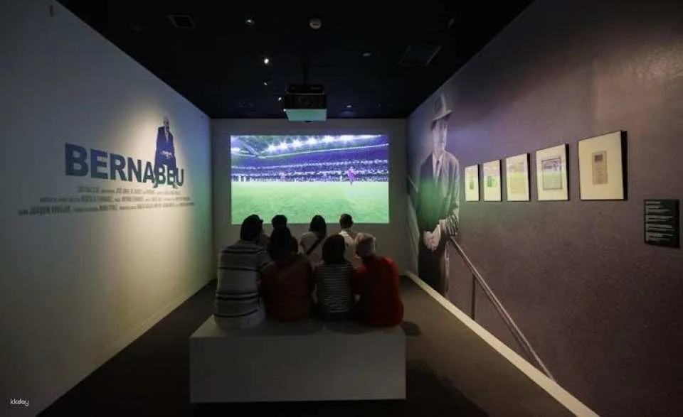 Real Madrid Bernabeu Stadium tour and gourmet tasting
