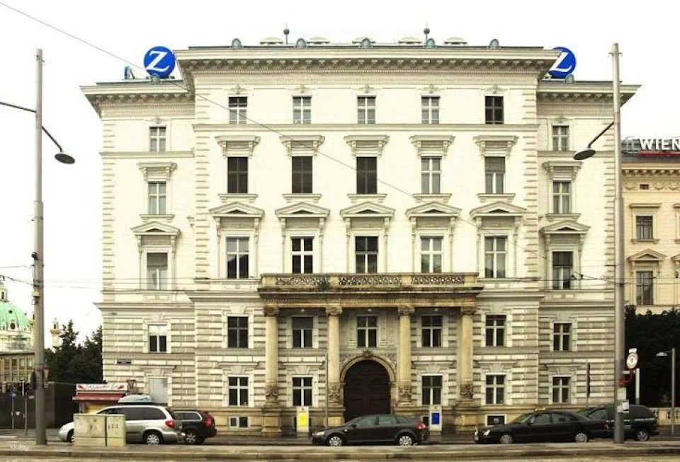 Albertina Modern ticket and Vienna self-guided audio tour