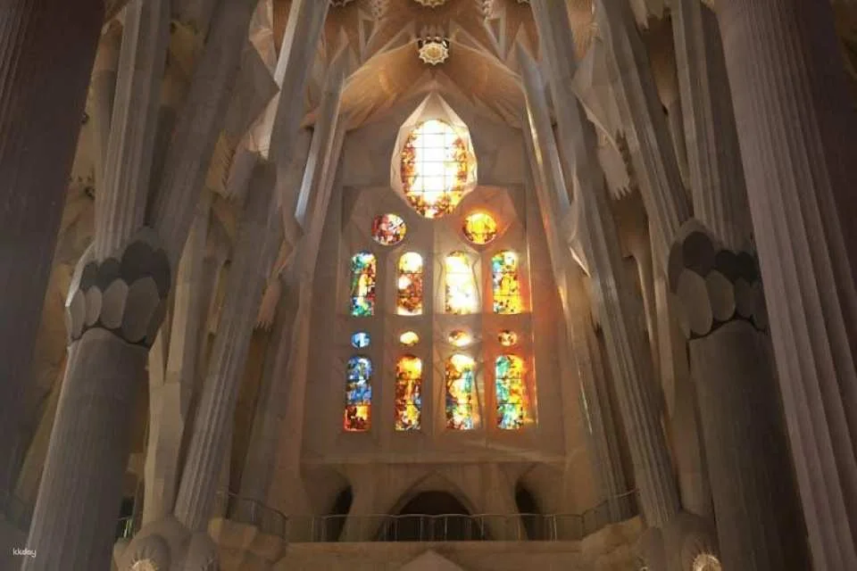 Skip the Line: Sagrada Familia Guided Tour