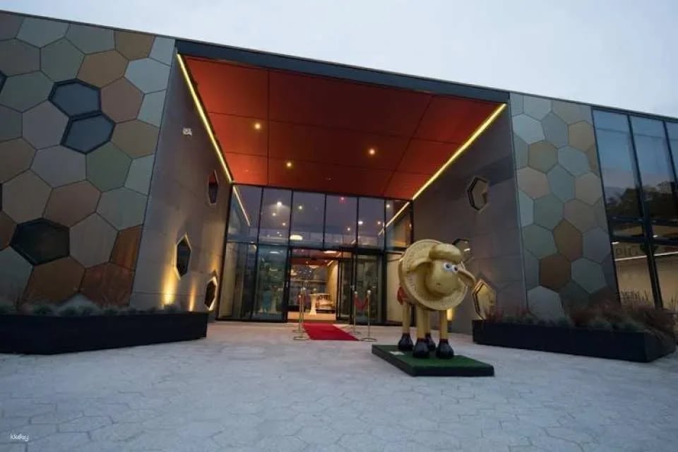 Royal Mint entrance tickets with guided tour
