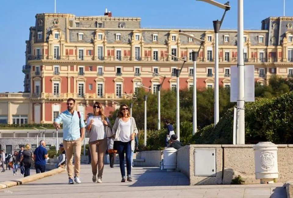 Biarritz and French Basque coast tour from San Sebastian with lunch