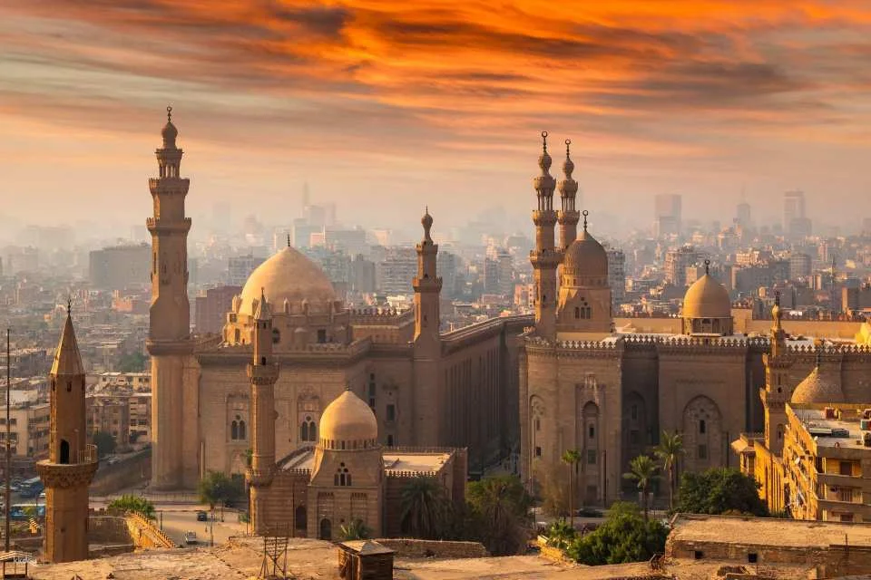 2-Days Islamic and Coptic Cairo Tour With Nile Felucca Ride