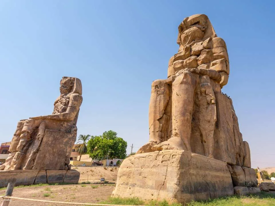 Hot Air Balloon With Hatshepsut Temple , Memnon & Felucca Ride