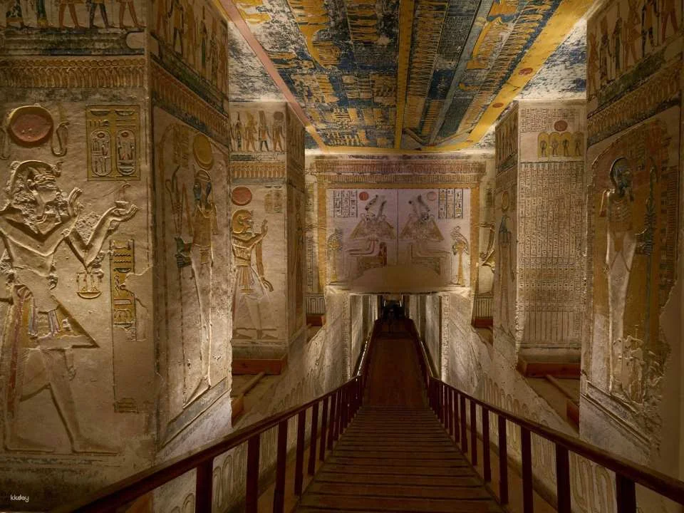Luxor Valley Of The Kings Tour With Queens & Colossi Of Memnon