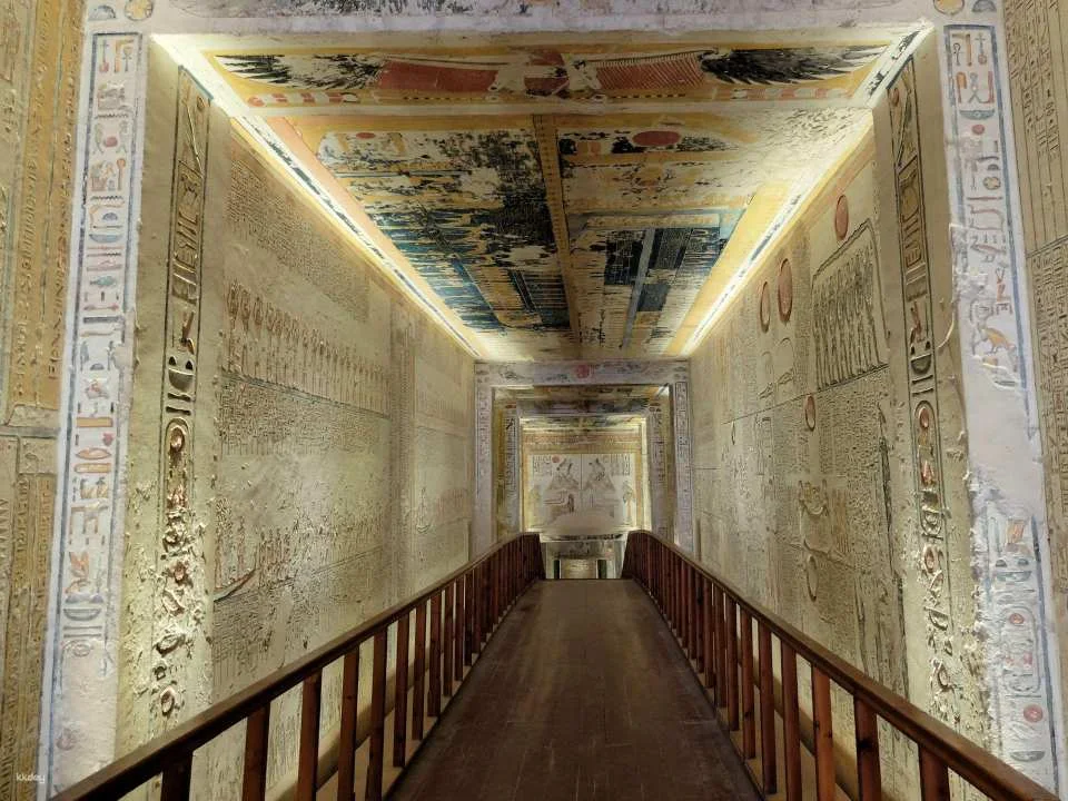 Full-Day Colossi Of Memnon Tour & West Bank Luxor