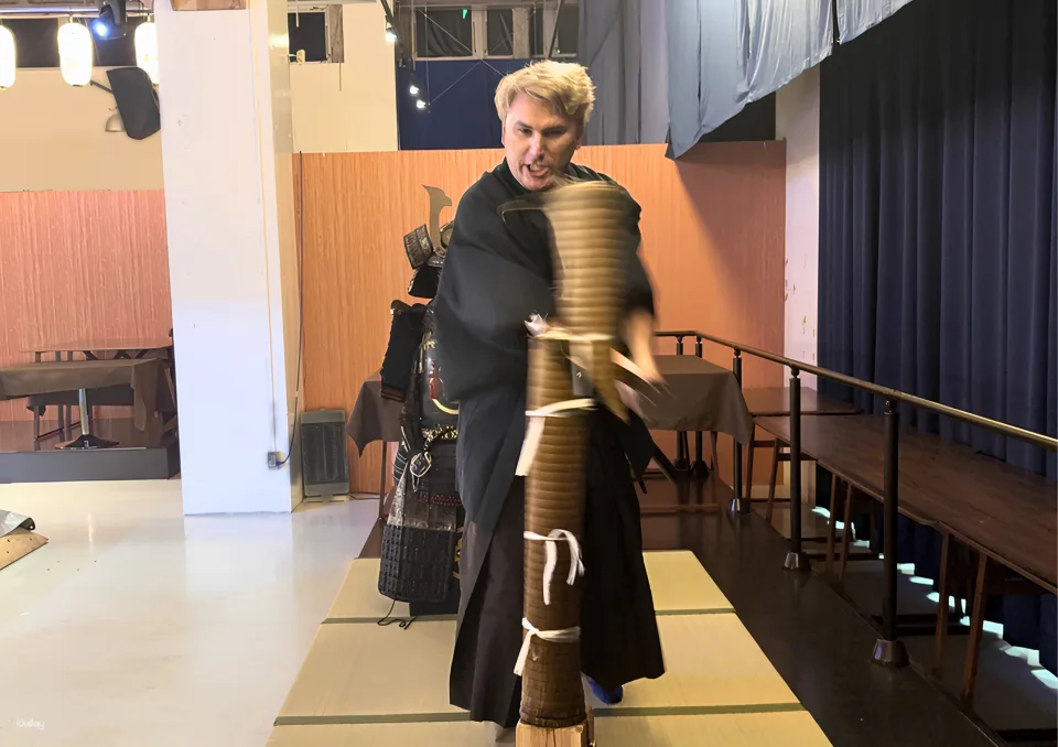 Osaka Rinku Castle | Sumo Wrestling Show & Samurai Iaido Experience (Meal Included, Optional)