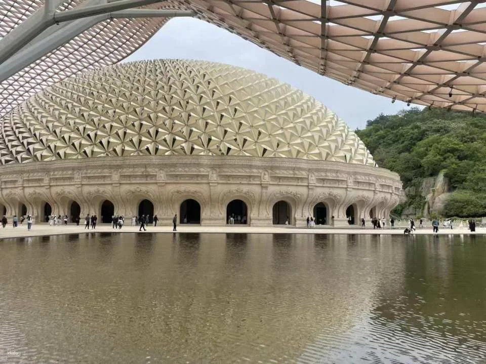 Tickets to Niushou Mountain Scenic Area in Nanjing, China (One of the three major Buddhist sites in Nanjing for pilgrimage, where one can pay homage to the world's only Buddha skull relic)