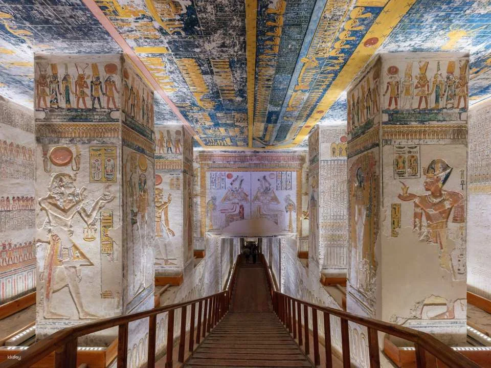Luxor Royal Tombs Tour With Valley Of The Kings and Queens