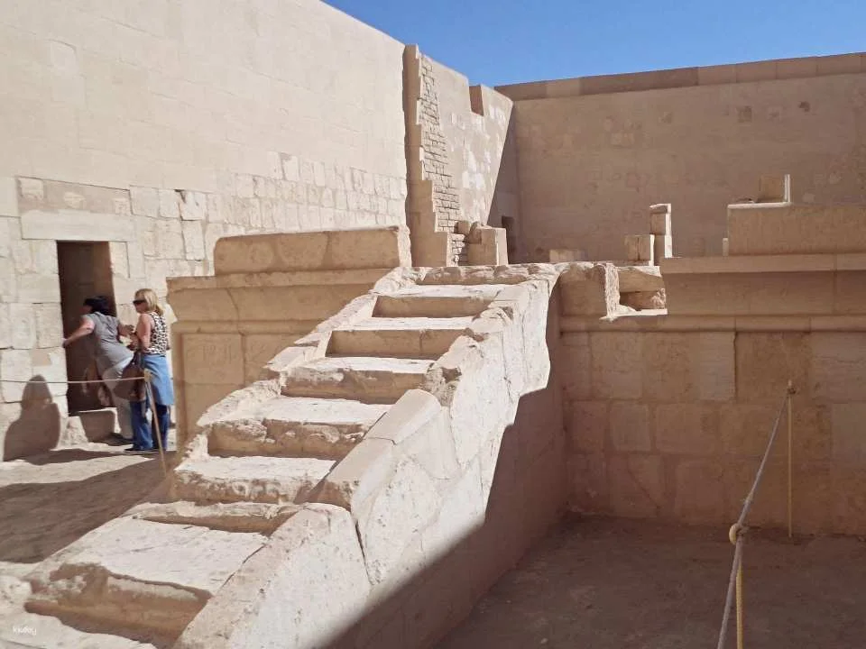 Half-Day Colossi Of Memnon Tour With Hatshepsut Temple Visit