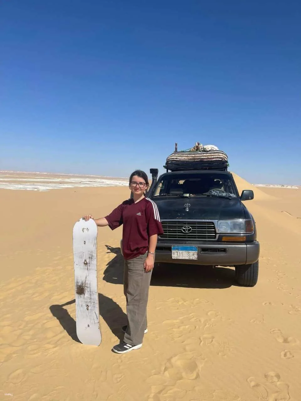 2-Day White & Black Desert Private Safari Tour from Bahariya Oasis