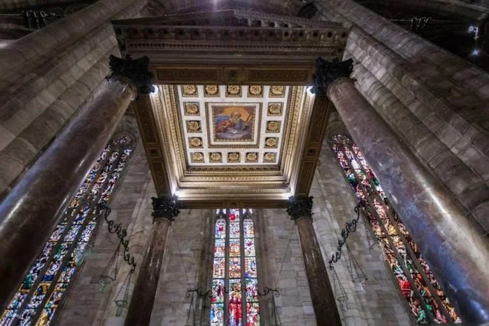 Direct access to Milan Cathedral and Rooftop with guided tour
