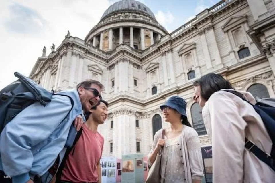 Harry Potter Guided Tour with Thames Cruise and St Paul’s Cathedral