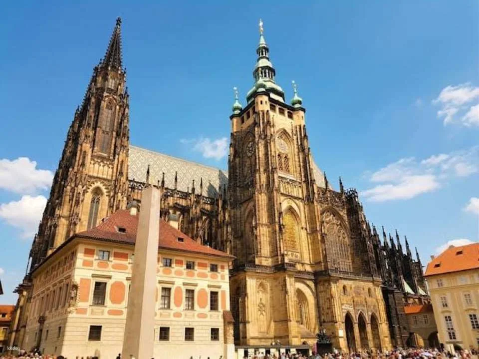 Prague Castle and Orloj with National Museum or Jewish Quarter