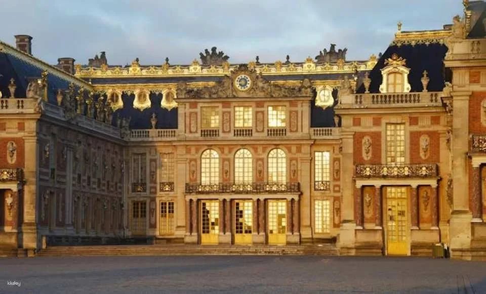 Versailles Palace skip-the-line guided tour