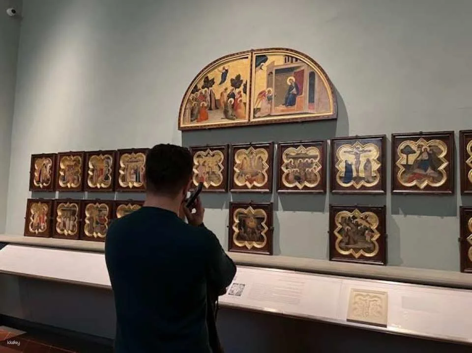 Accademia Gallery skip-the-line ticket and self-guided visit app