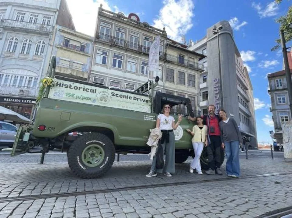 Porto vintage convertible sightseeing tour