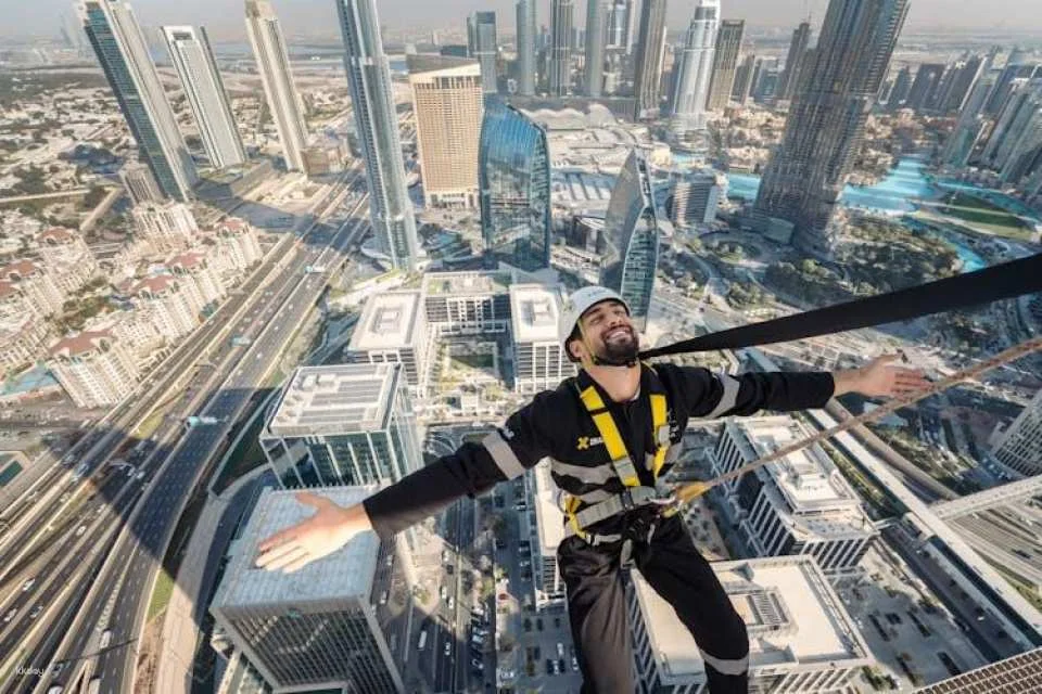 Sky Views Edge Walk