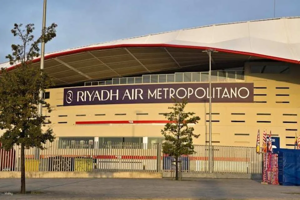Atlético de Madrid guided stadium tour and museum entry