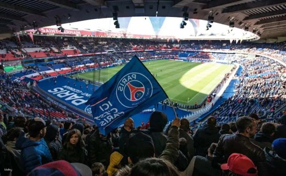 Paris Saint Germain matchday experience in Paris