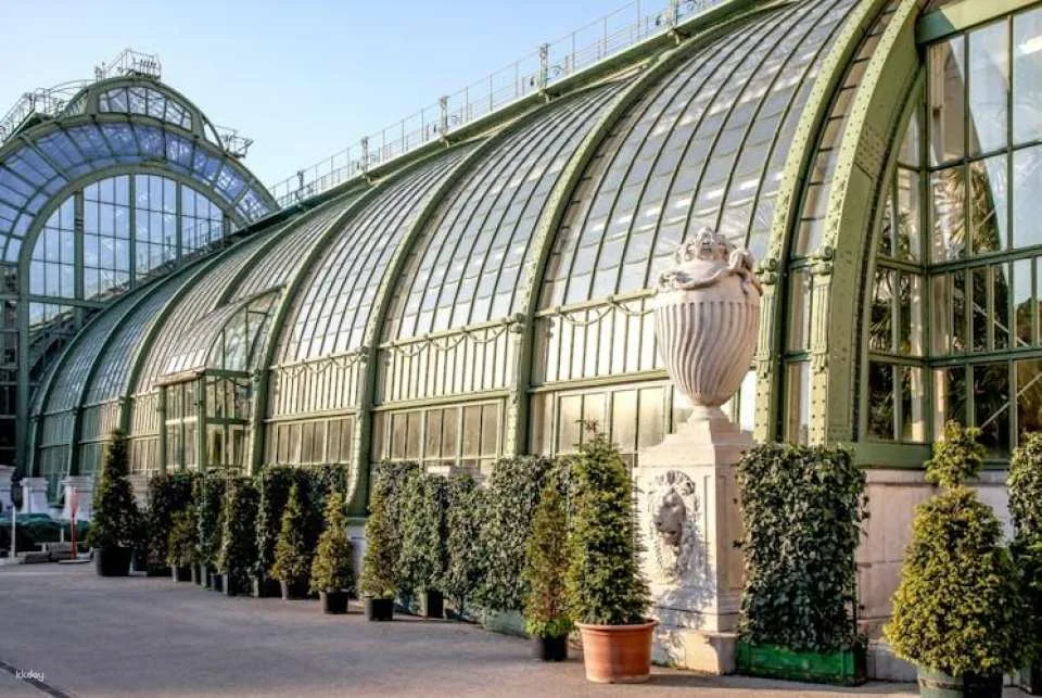 Skip-the-Line Sisi Museum, Hofburg and Gardens Tour Vienna in Italian