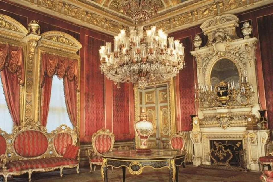 Dolmabahce Palace and Two Continents tour
