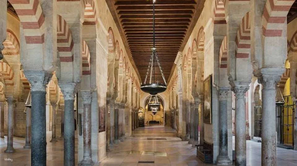 Mosque-Cathedral of Córdoba visit with an official guide