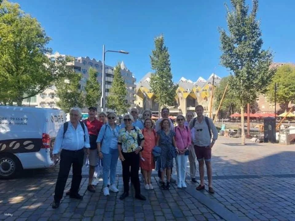 Private tour with local guide in Rotterdam
